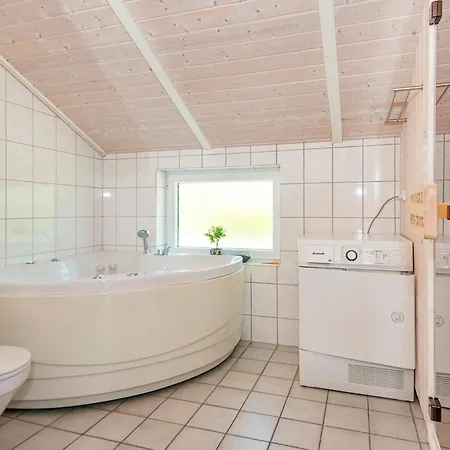 בית נופש Modern Retreat In Als - By Traum *